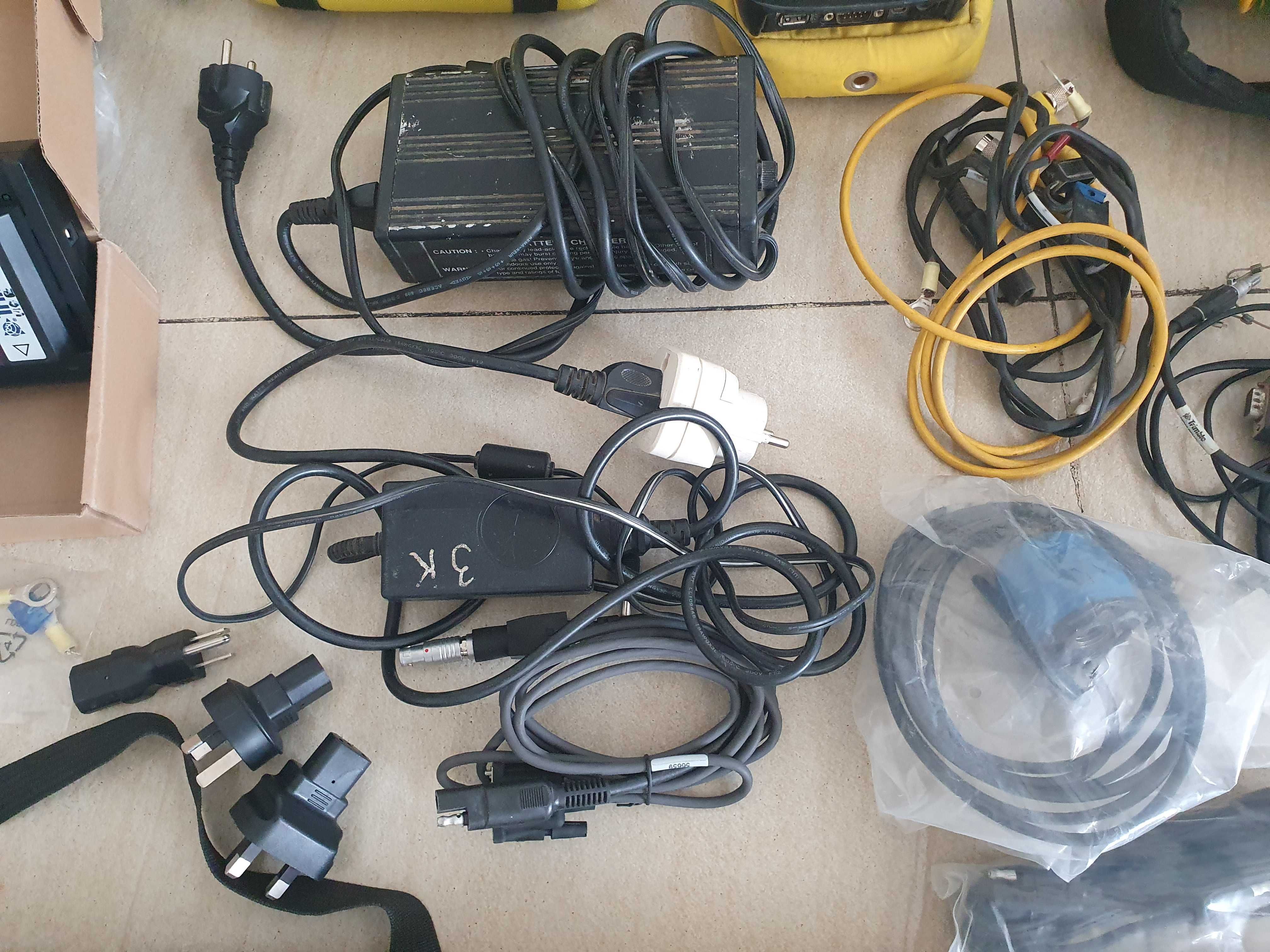 GPS  (GNSS) двухчастотный приемник Trimble R5 (топосъемка, геодезия)