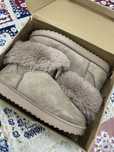Продаются сапоги в стиле uggs срочно