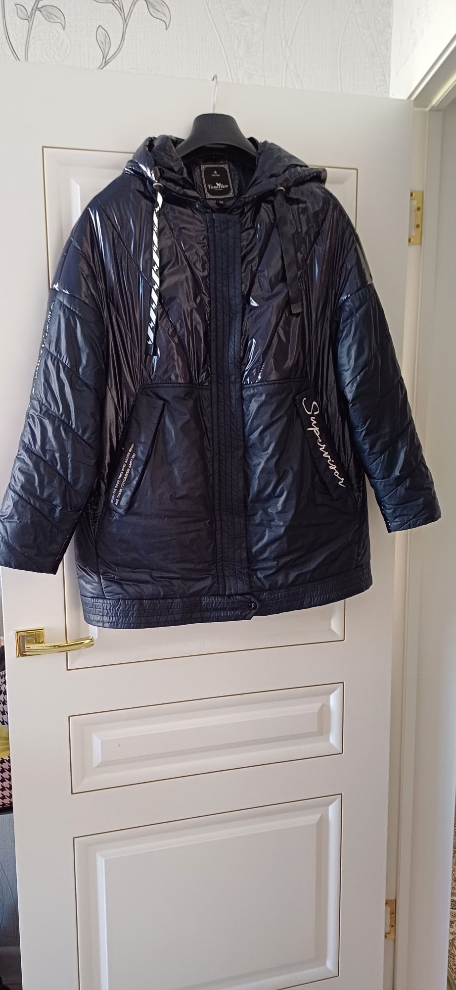 Продам  куртку женскую