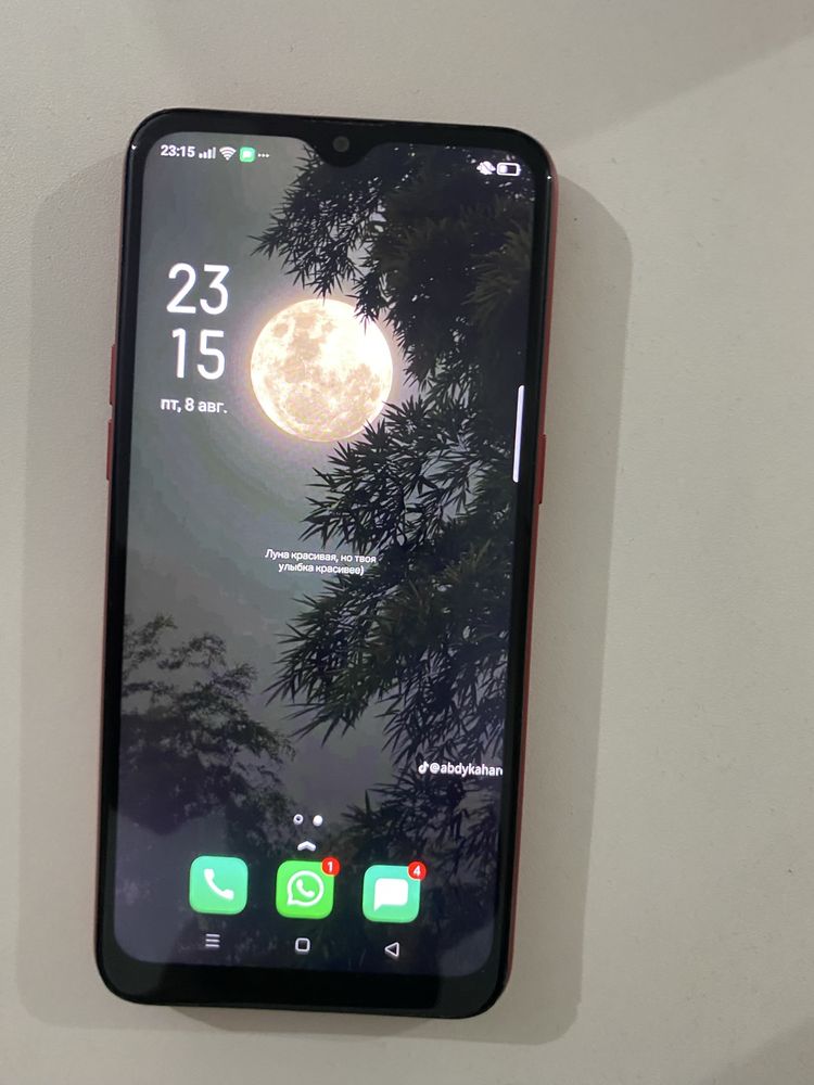Продам Oppo A1k. В отличном слстояний. В ремонте не был