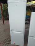Холодильник Indesit