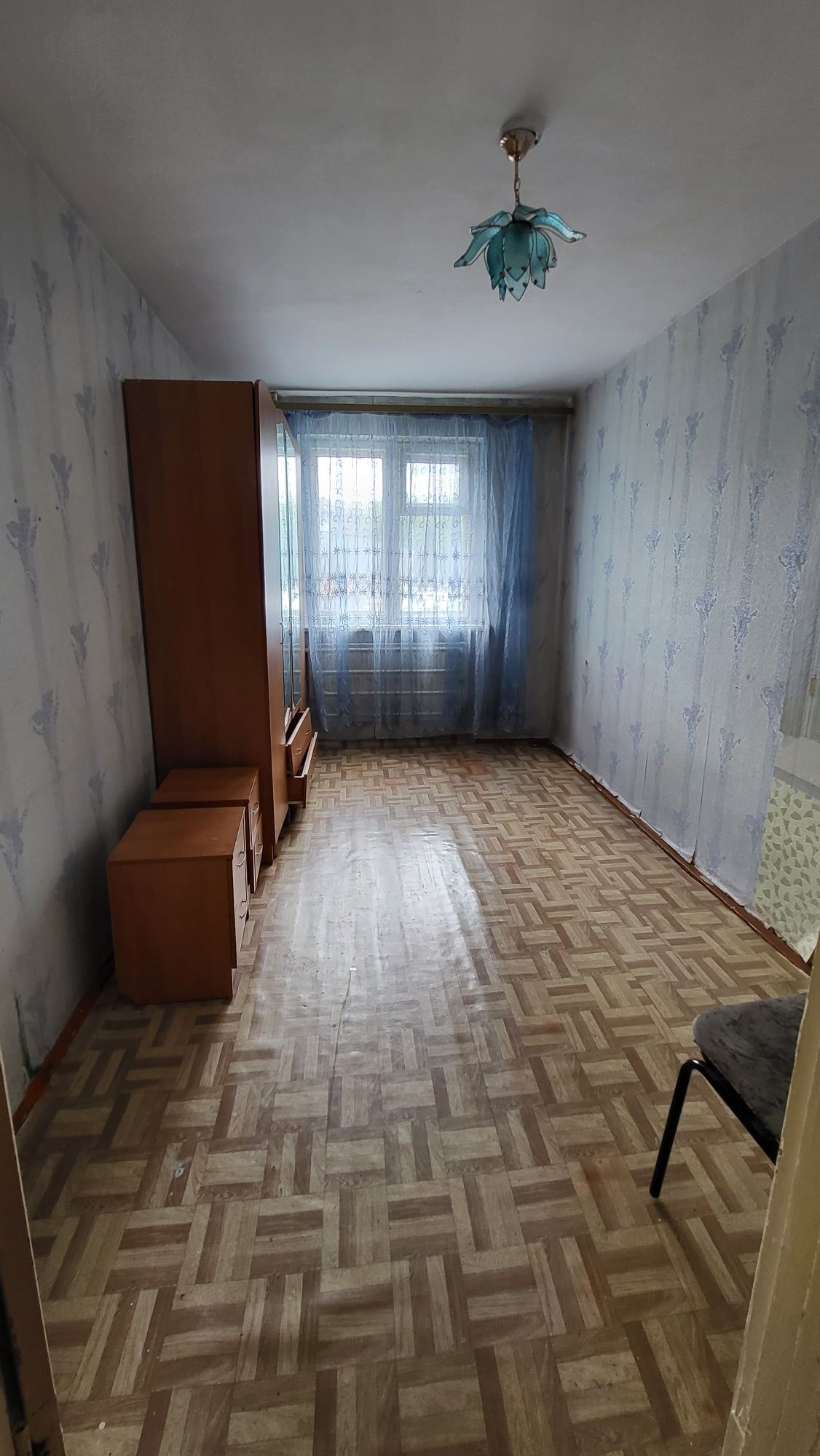 Продам 2 ком район Голубого рынка