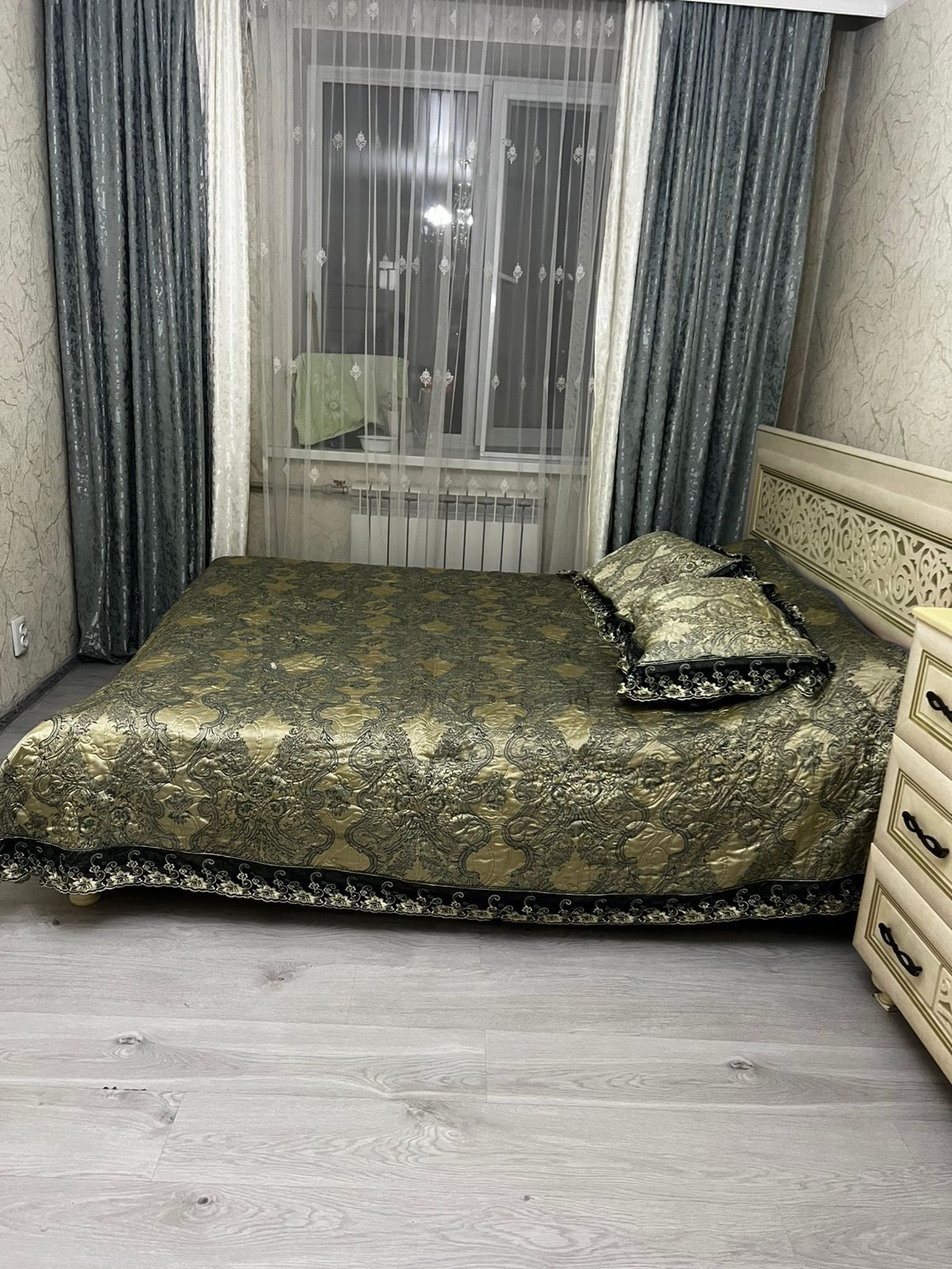 Продам спальни гарнитур