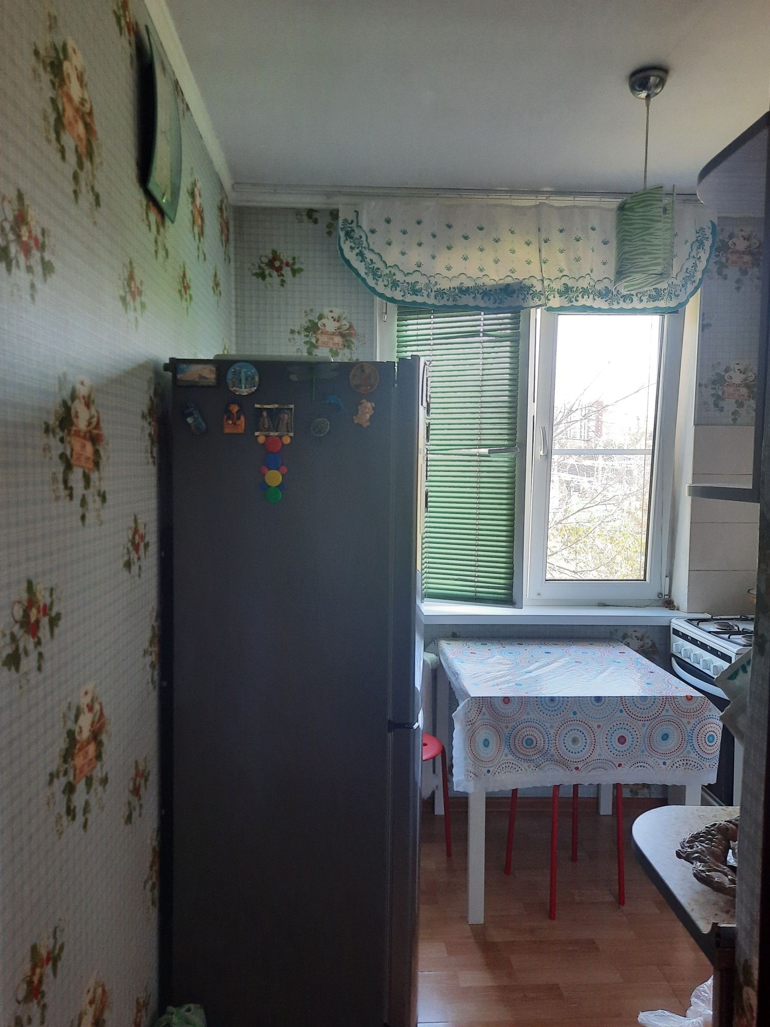 Продаётся 2 - х комнатная квартира