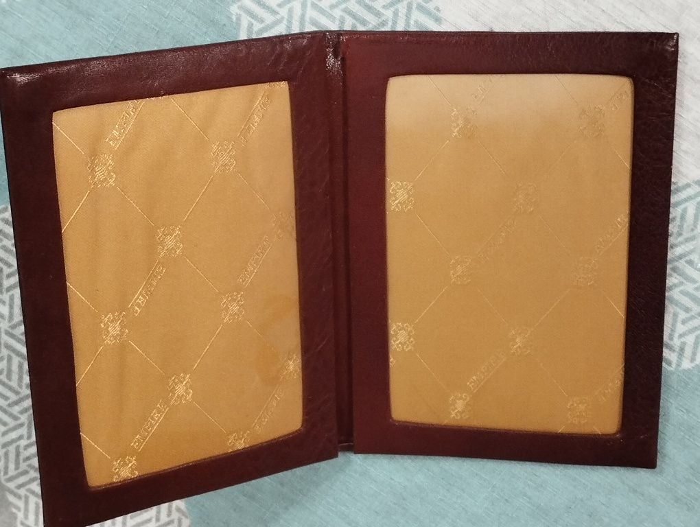 Рамка для фотографий из натуральной кожи