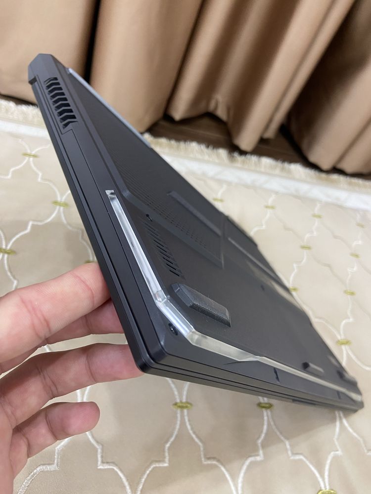 Ноутбук ASUS ROG Strix 15.6 / 16гб / SSD 512гб
