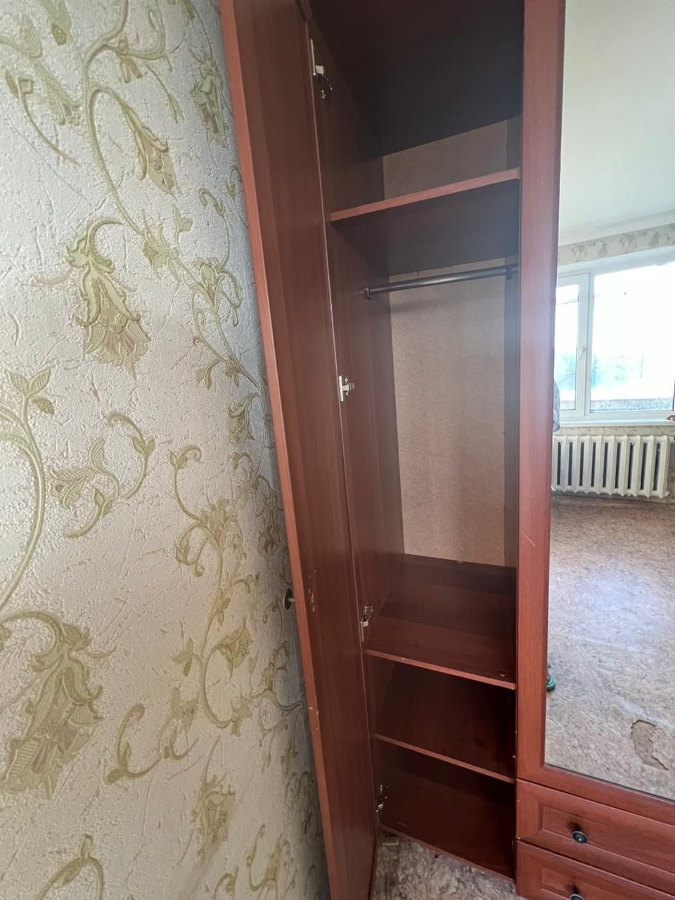 Продам  срочно .