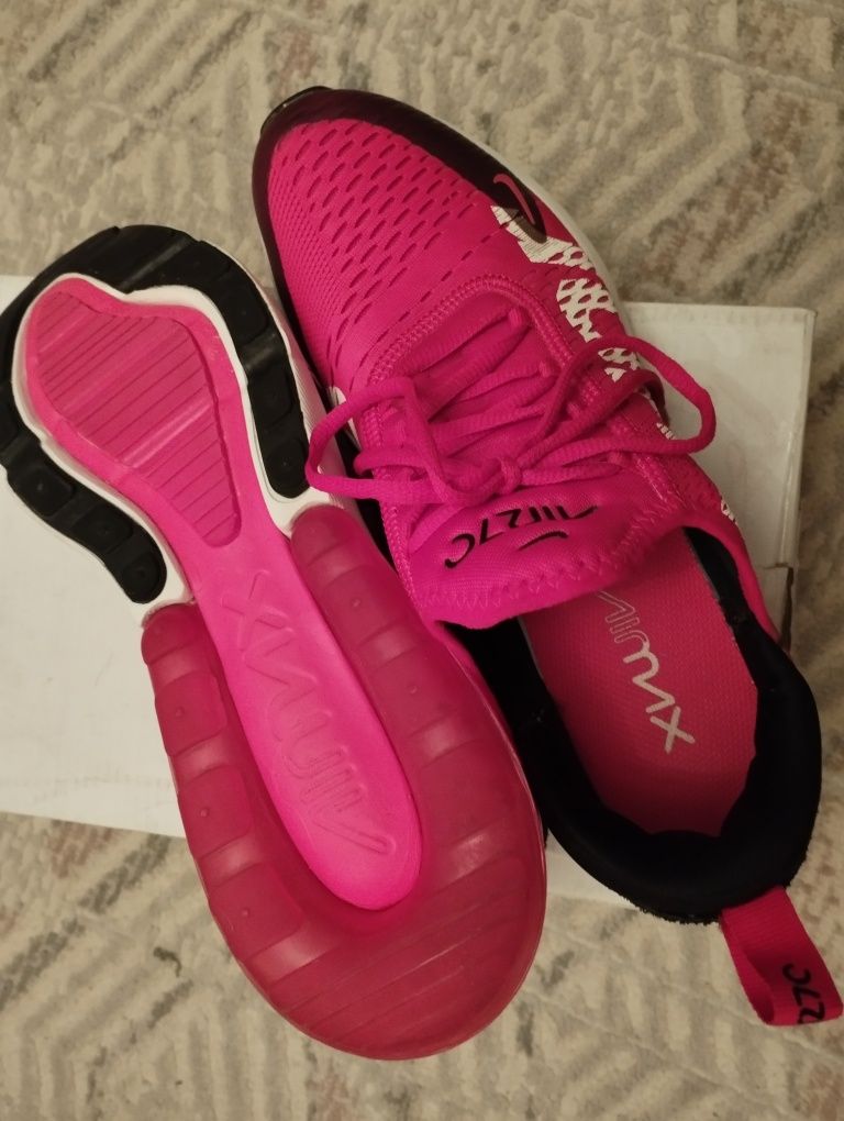 Унисекс Nike Air Max 270 x Supreme Red
