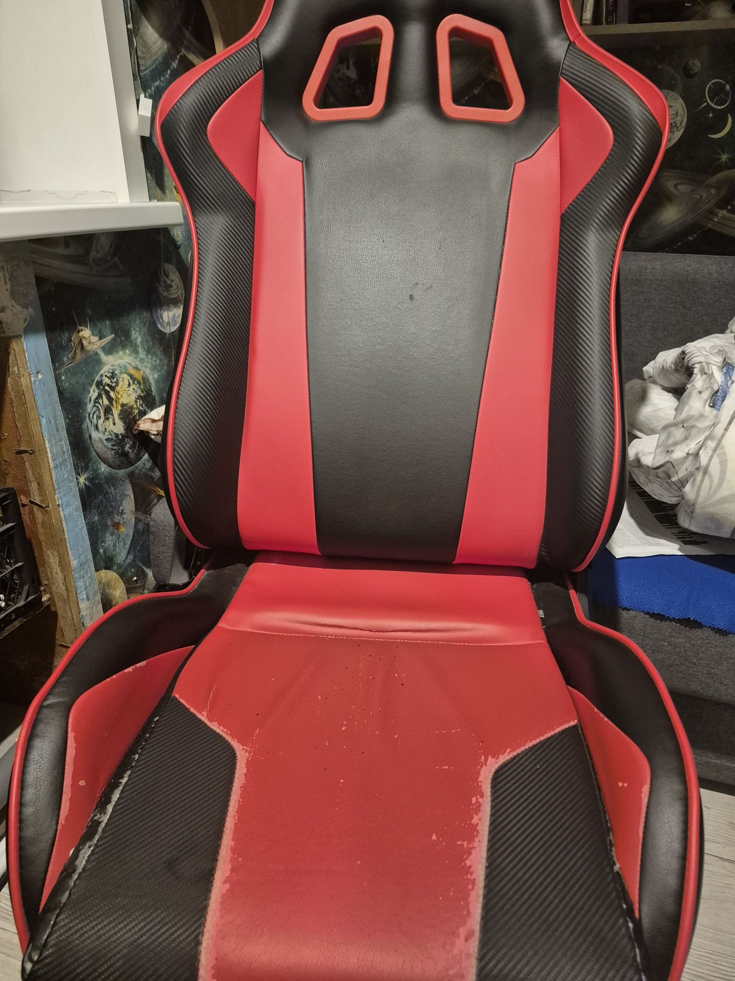 Продам игровое кресло DX Racer