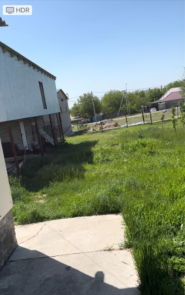 Уй сатылады. Барлык жагдайы жасалган.