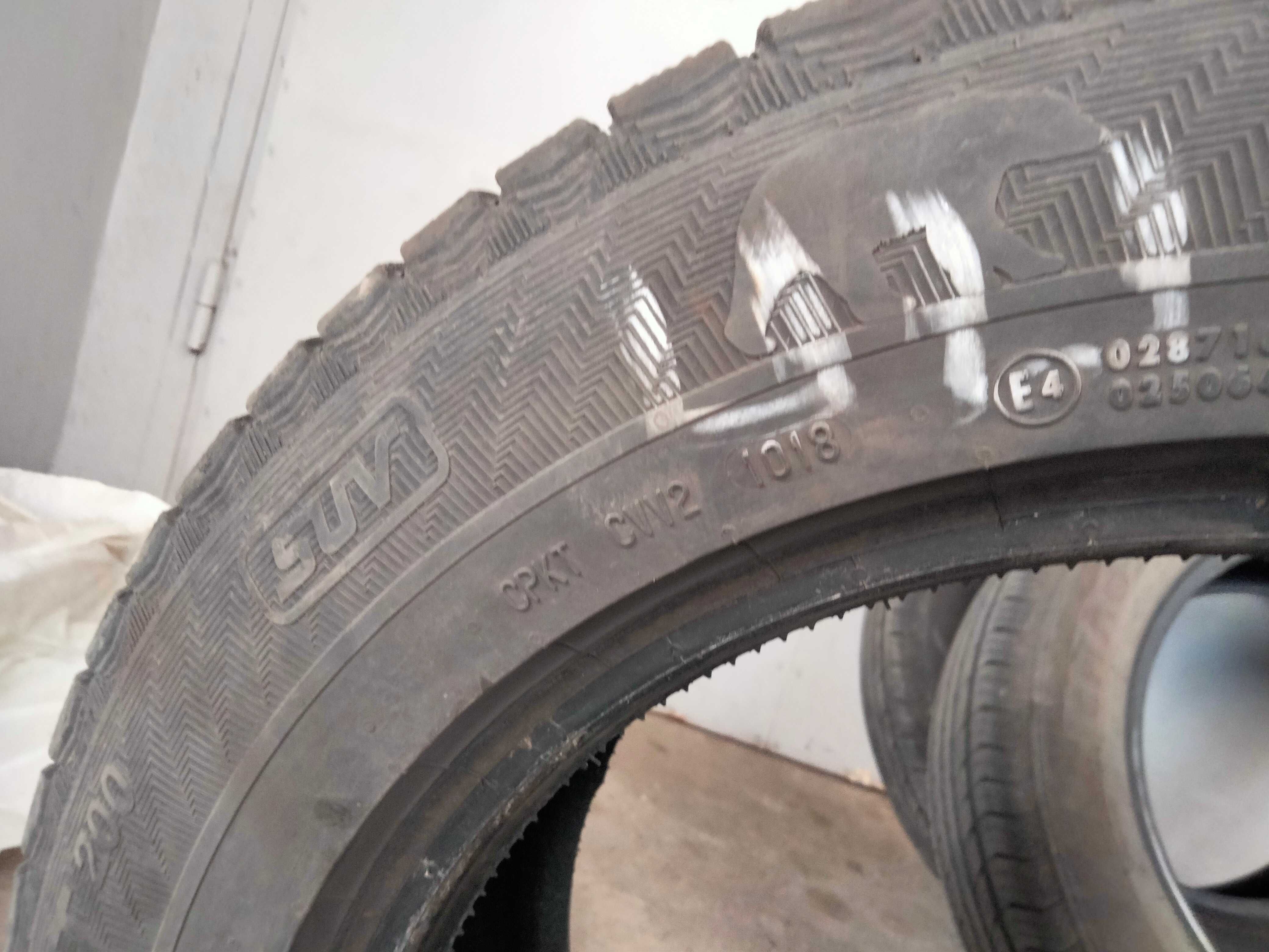 Gislaved 215/60 R17 зимняя резина