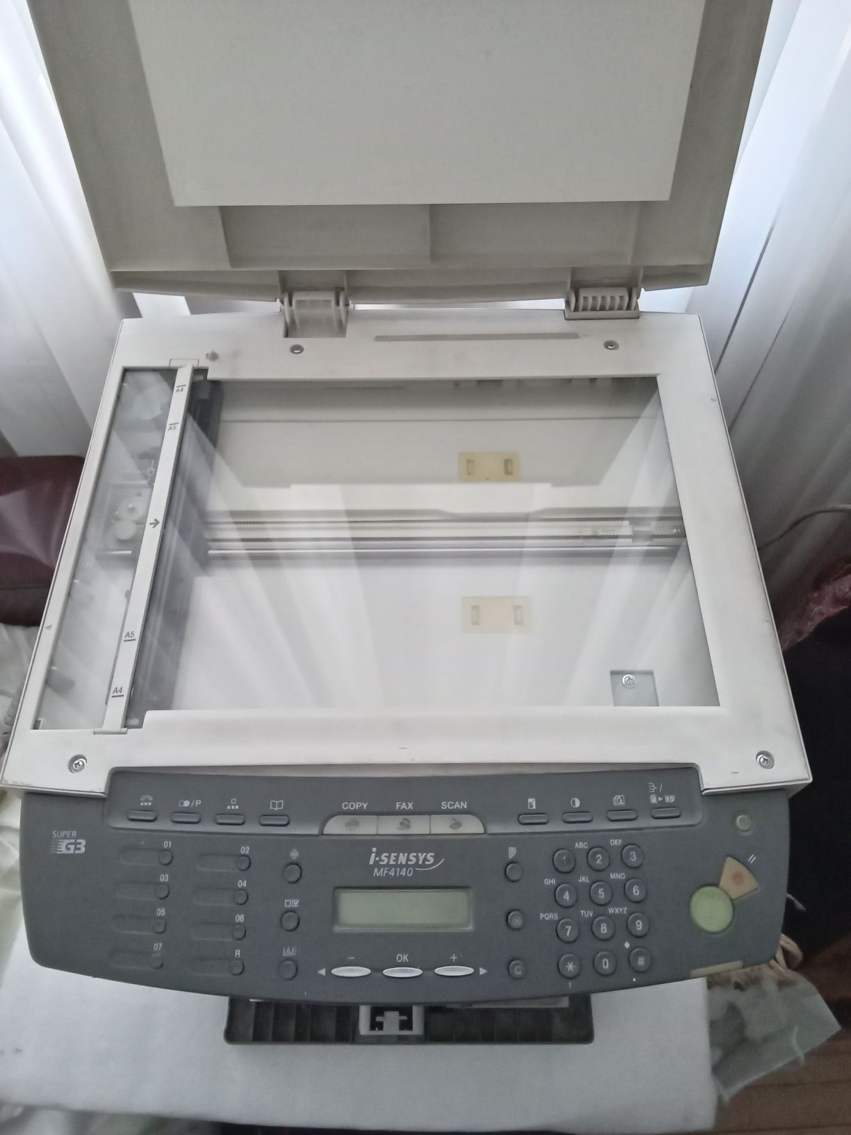 Продам принтер в хорошем состоянии, рабочий Canon i-sensys MF4140