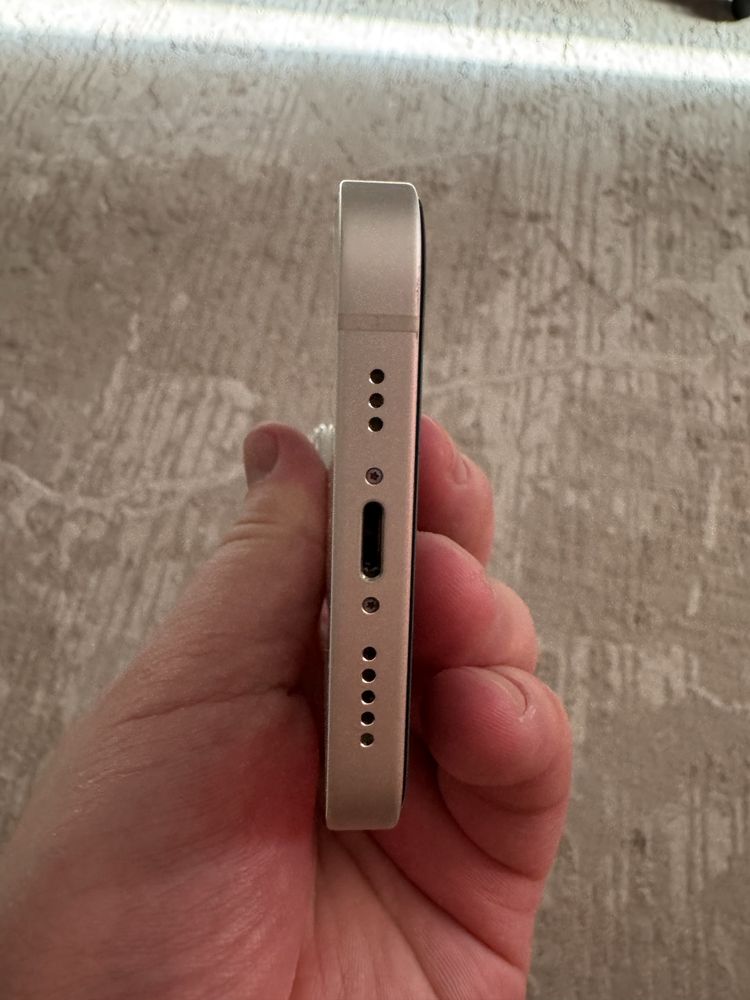IPHONE 14 128 GB в идеале