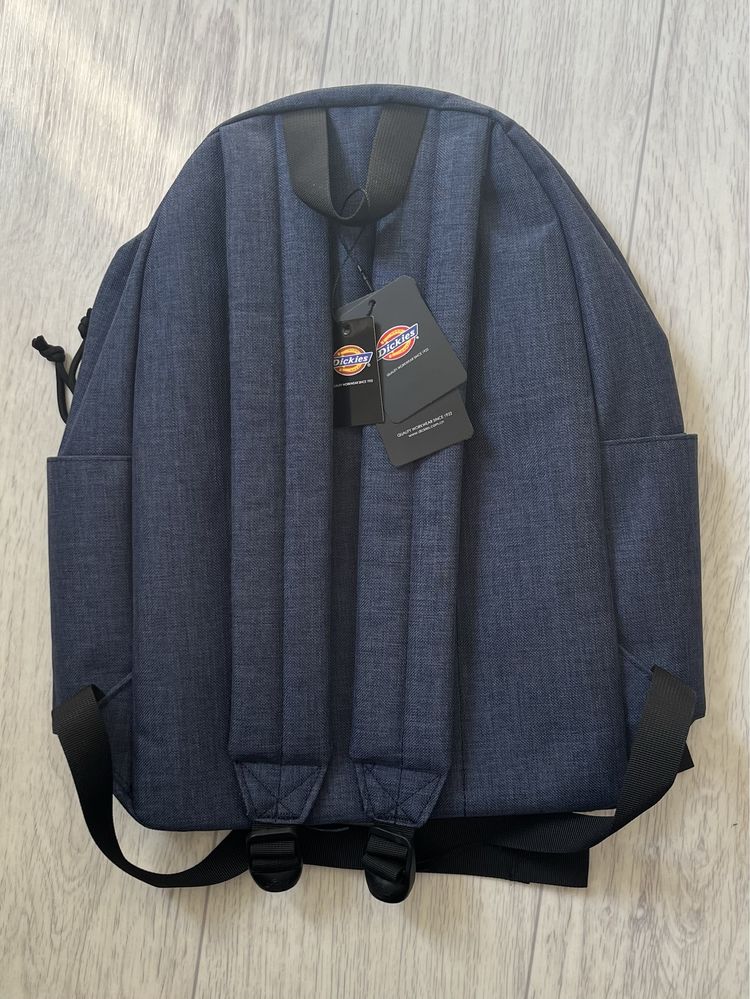 Продам рюкзак Dickies