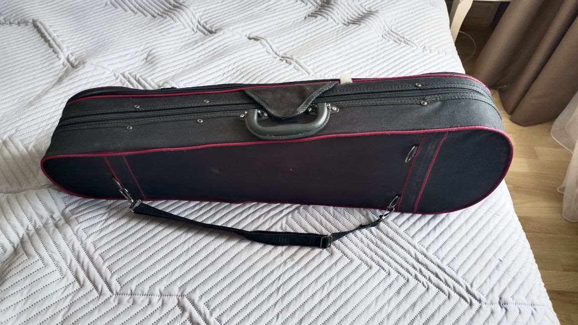 Скрипка 2/4 с чехлом и подставкой для подбородка