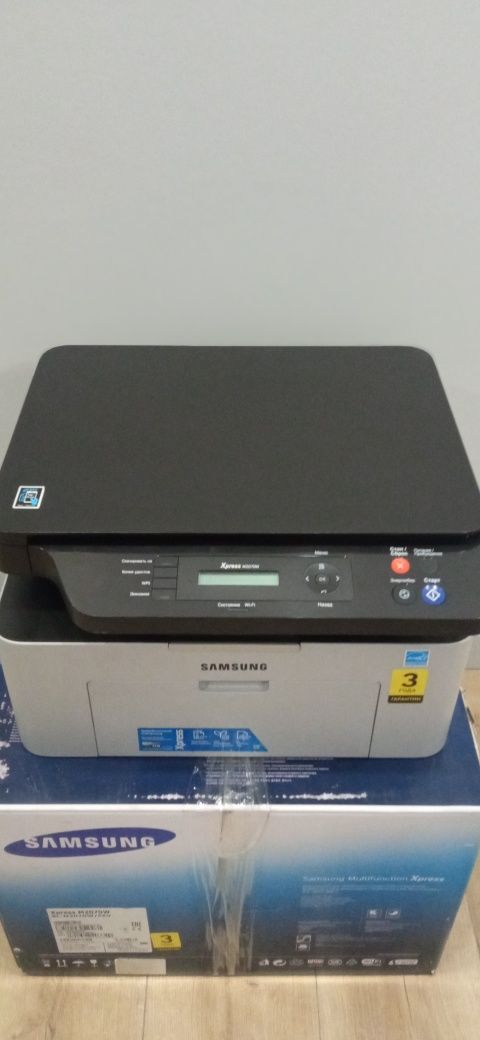 Лазерное МФУ Samsung Xpress SL-M2070W