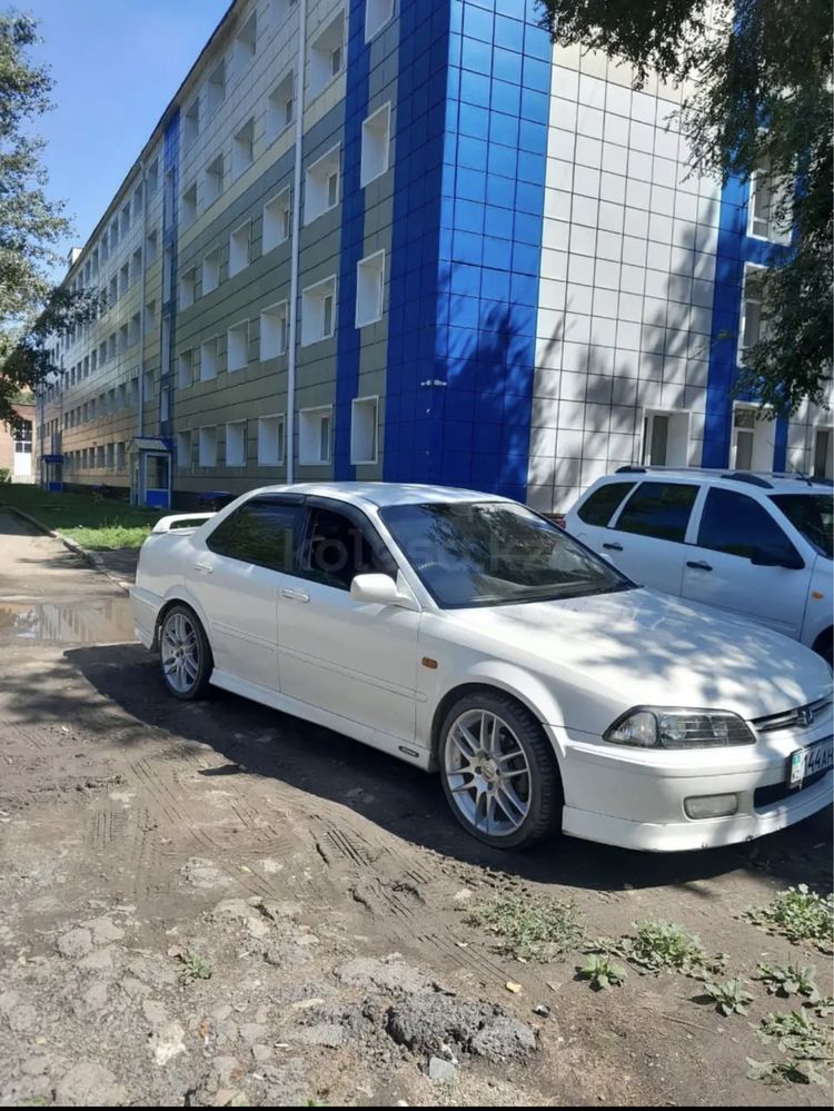 Продам машину