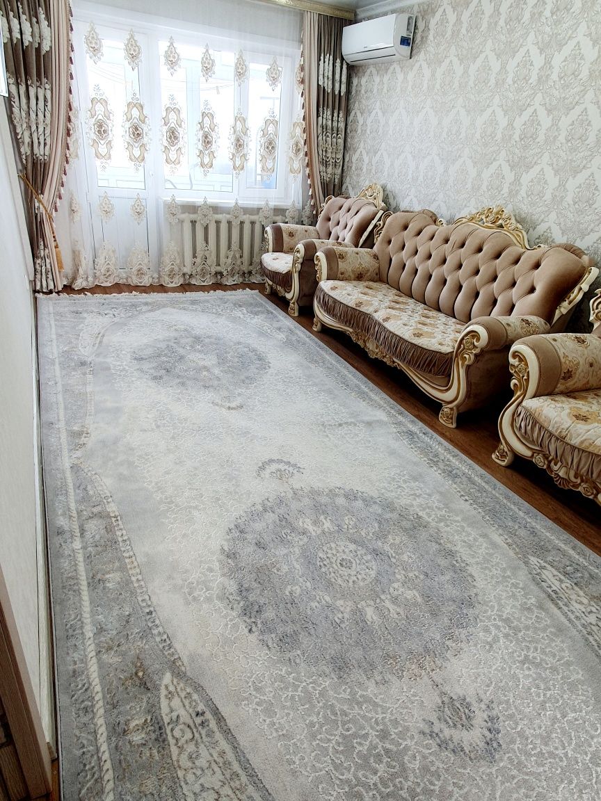 Продается ковер в отличном состояния