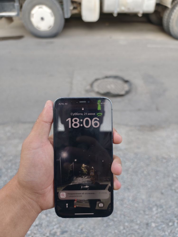 iphone 12 64/100