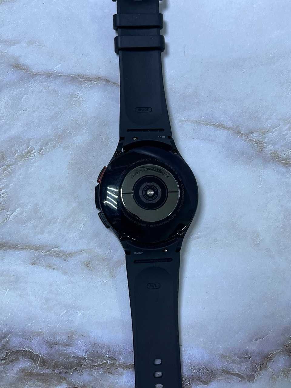 Смарт часы Samsung Watch 4, ЛОТ:615024 (г.Кокшетау,ул.Ауельбекова 147)