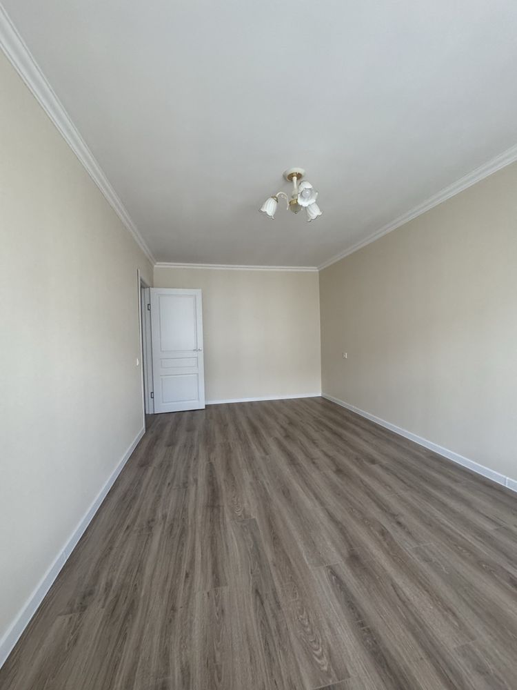 Продам 2 комн. квартиру в Центре