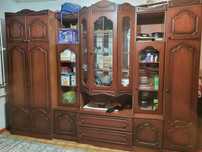 Продам шкаф-стенку из красного дерева, производство Россия (Шатура)
