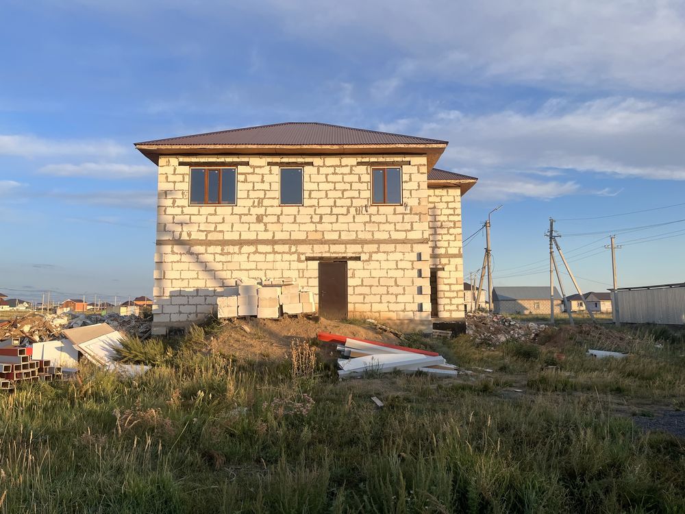 Продам дом в п. Каражар