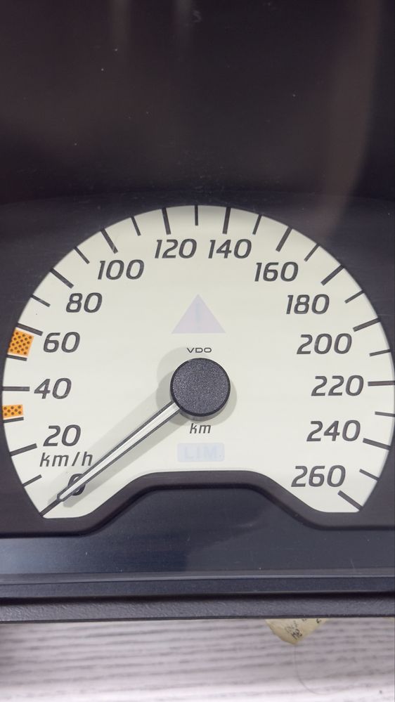 Щиток приборов w208 w210