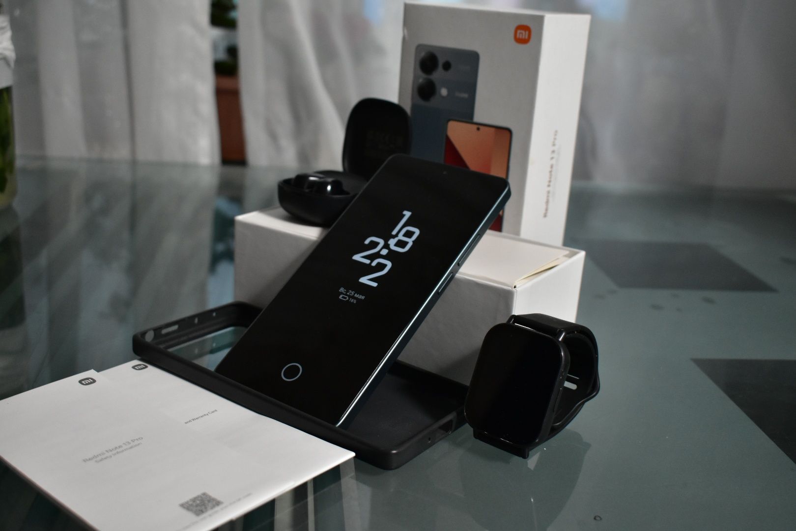 Полный комплект Redmi Note 13 pro. Смартфон, наушники, часы.