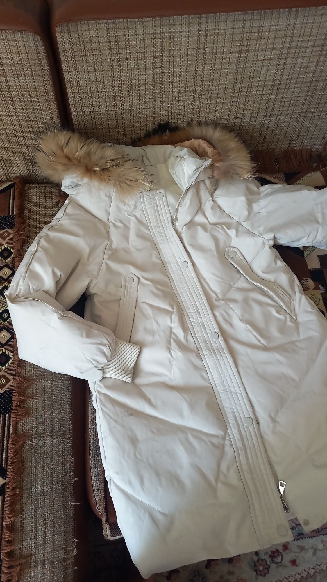 Продам детские куртки б/у в отличном состояний. От 3000 до 7000 тг.