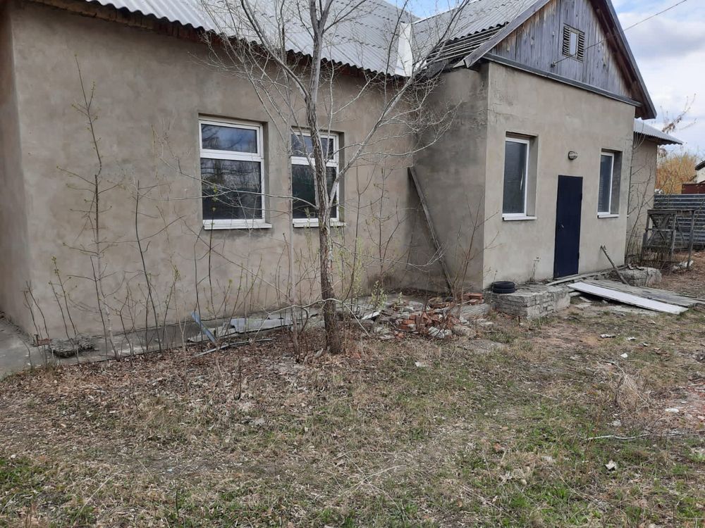 Продам  здание на привокзальной площади.