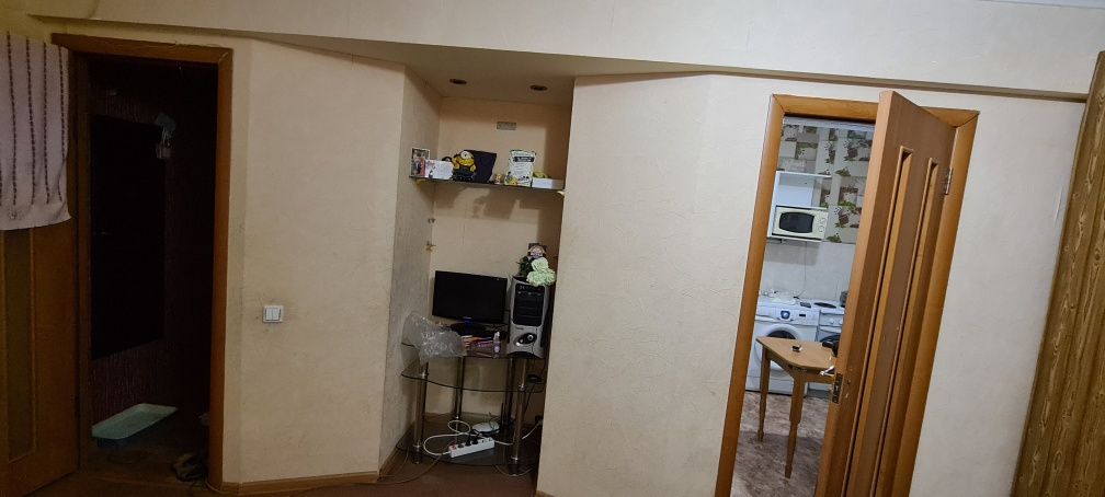 Продам 1,5 на Валентине
