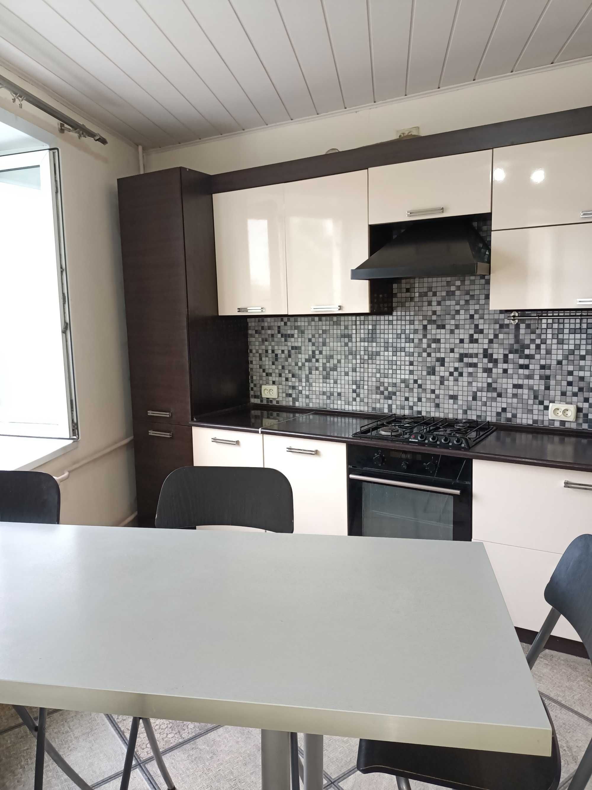 Продам 3-комнатную квартиру в районе Океана.