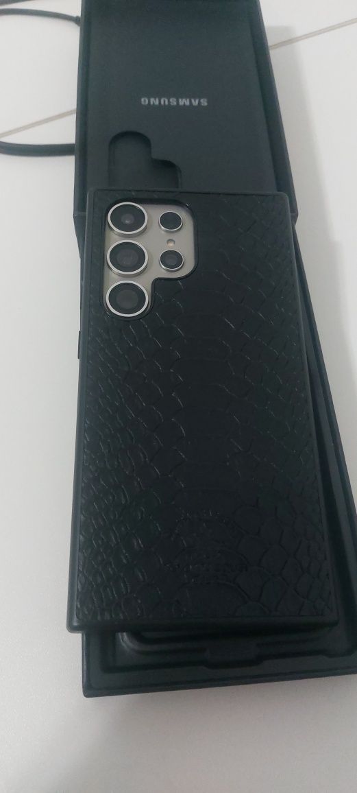 Самсунг S24 ULTRA