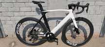 шоссейный велосипед Shimano 105 Di2 (размер рамы 58 см)