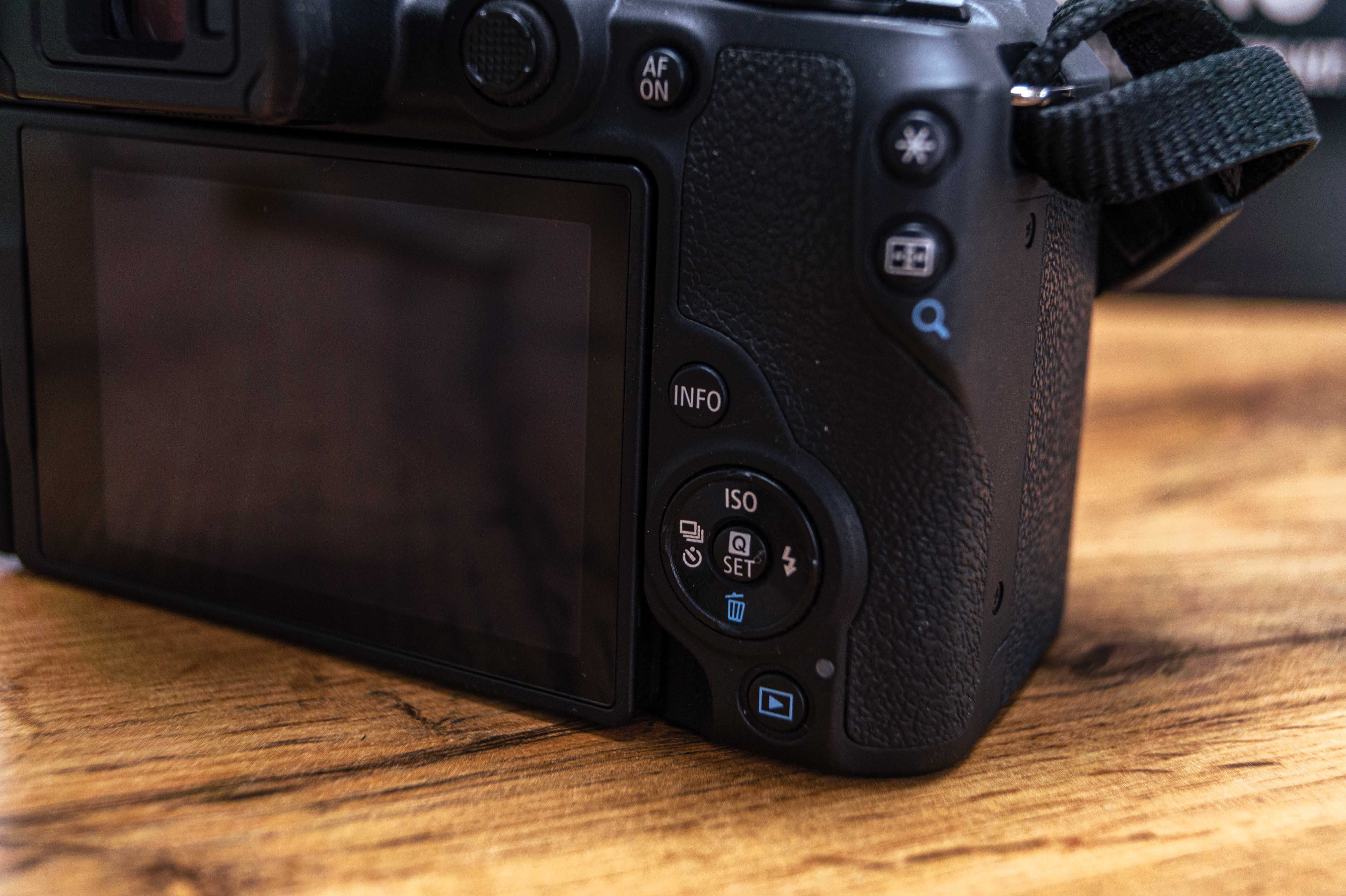 CANON EOS R10|Объектив RF-S 18-45MM F4.5-6.3 IS STM KIT | Red Geek