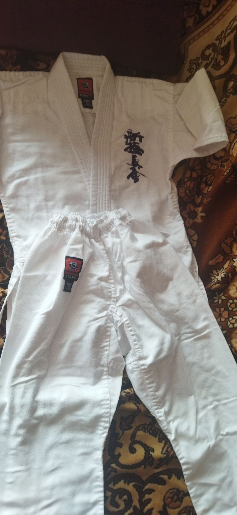 Продам кимоно и шлем