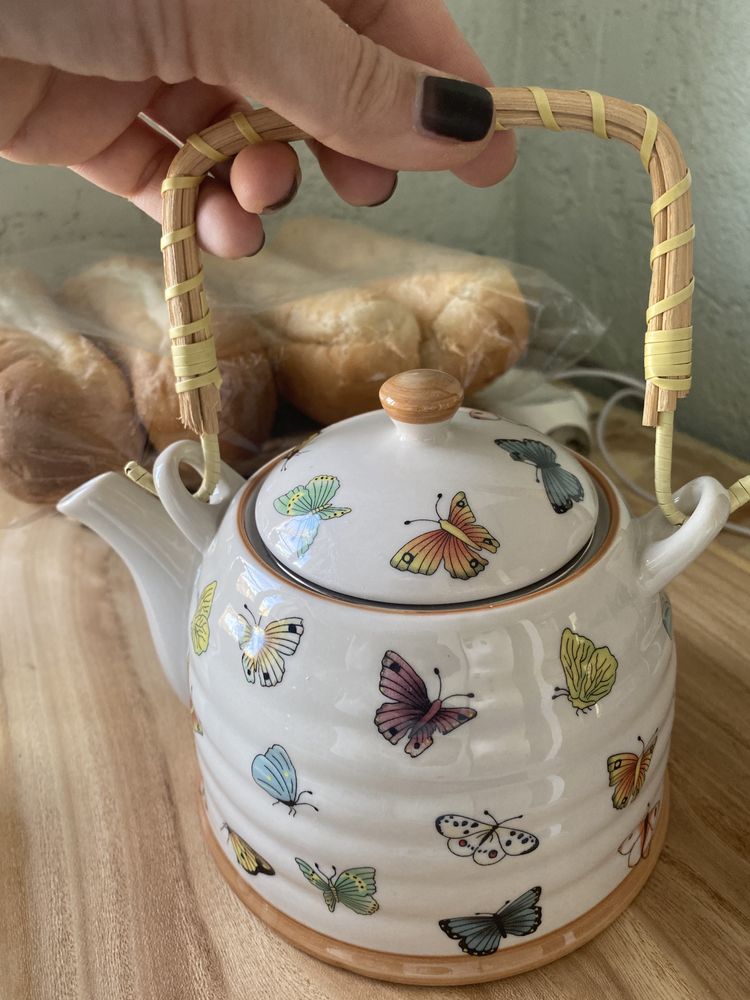 Чайник Бабочки новый
