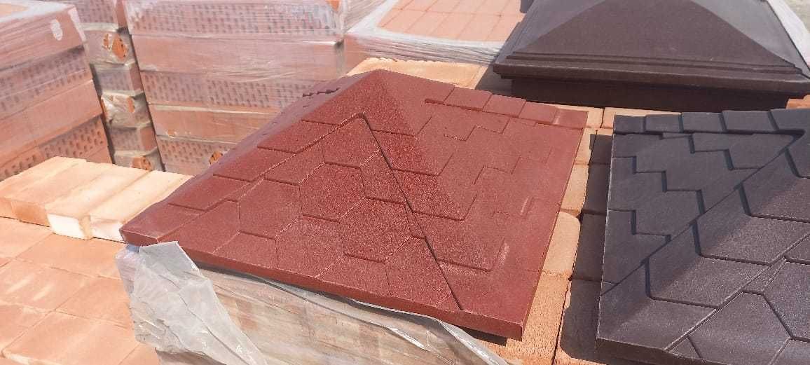 Парапеты и колпаки Красные на забор