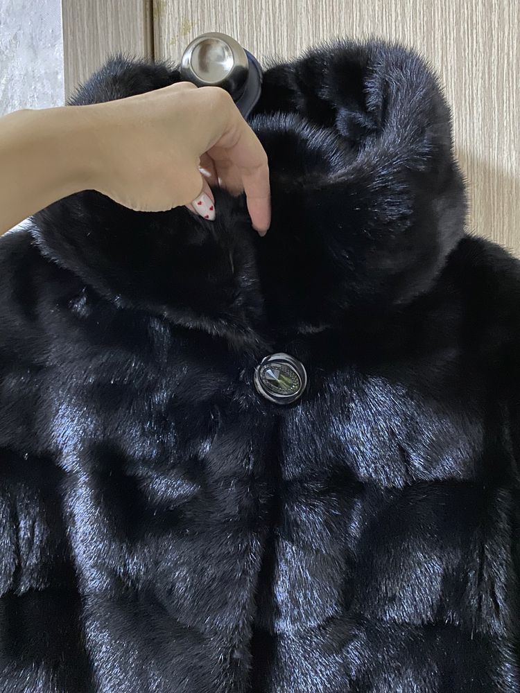 Срочно продам норковую шубу