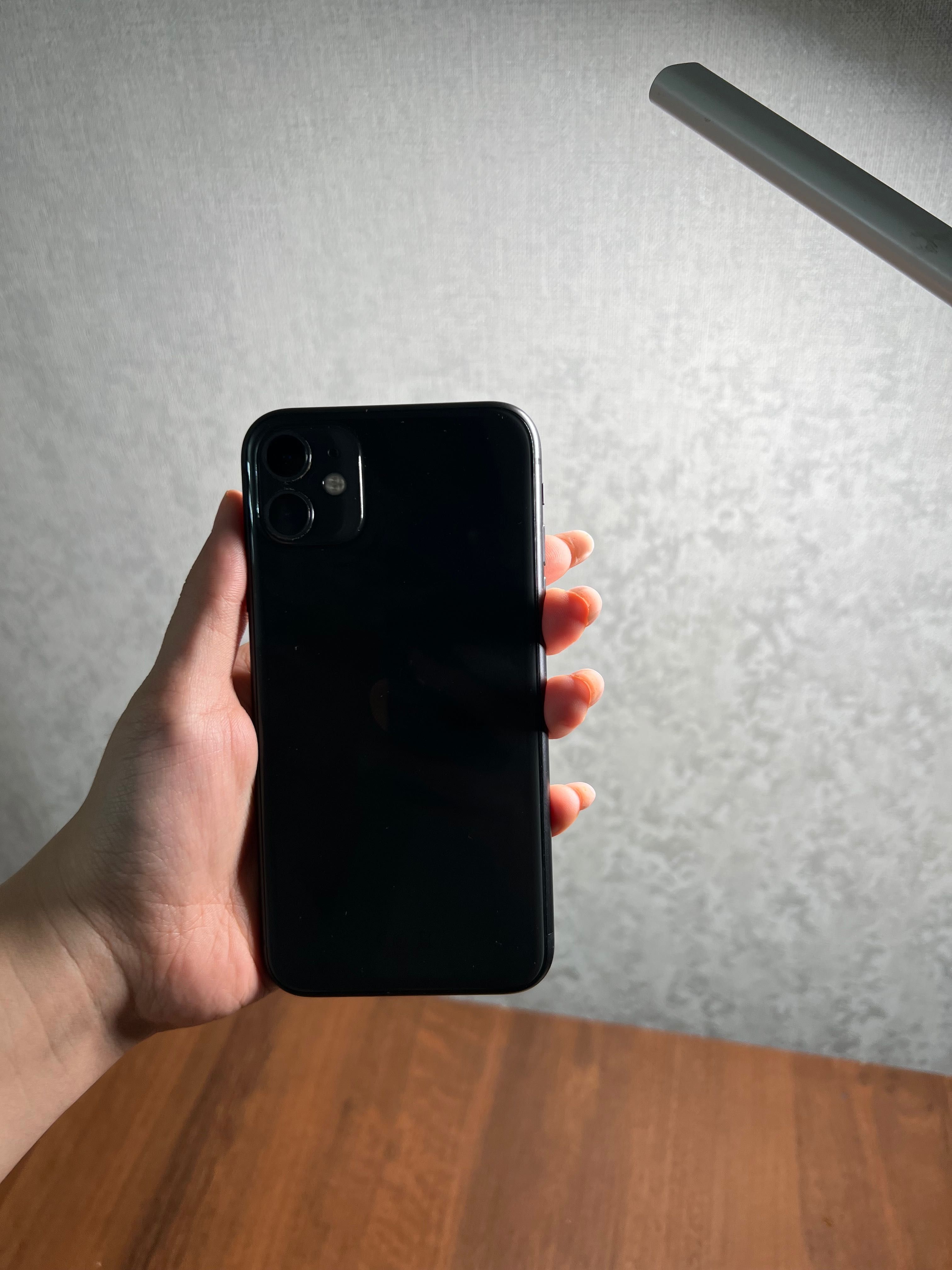 iPhone 11 , 128 GB