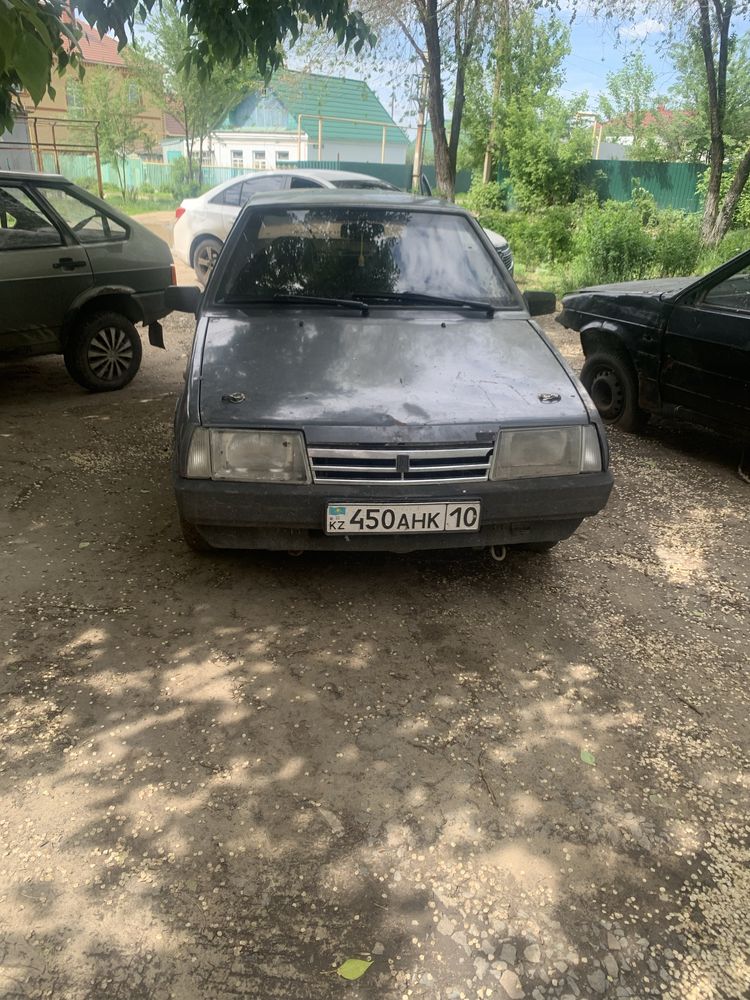 Продам хорошую машину