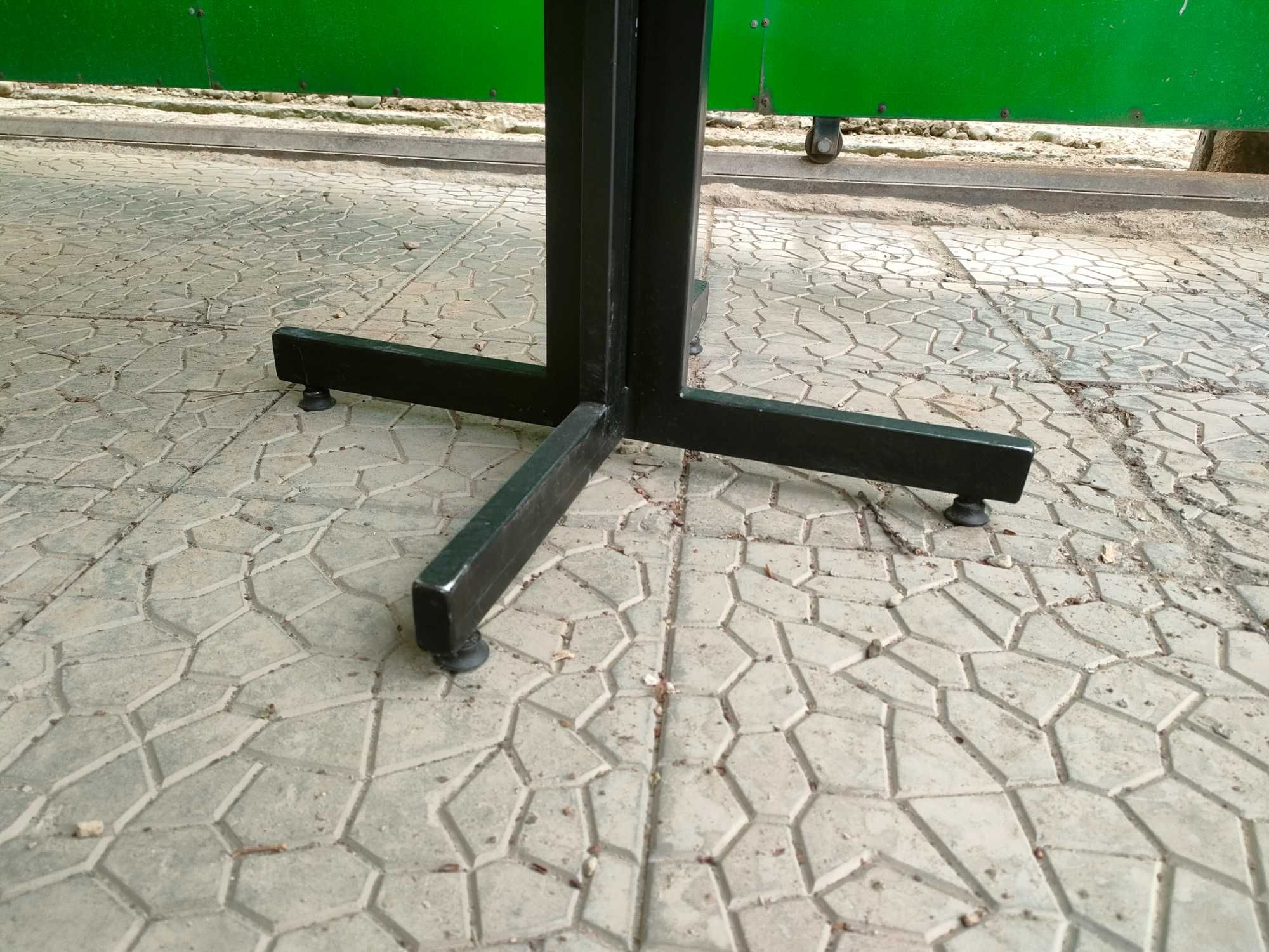 Столы 60*60 см бу