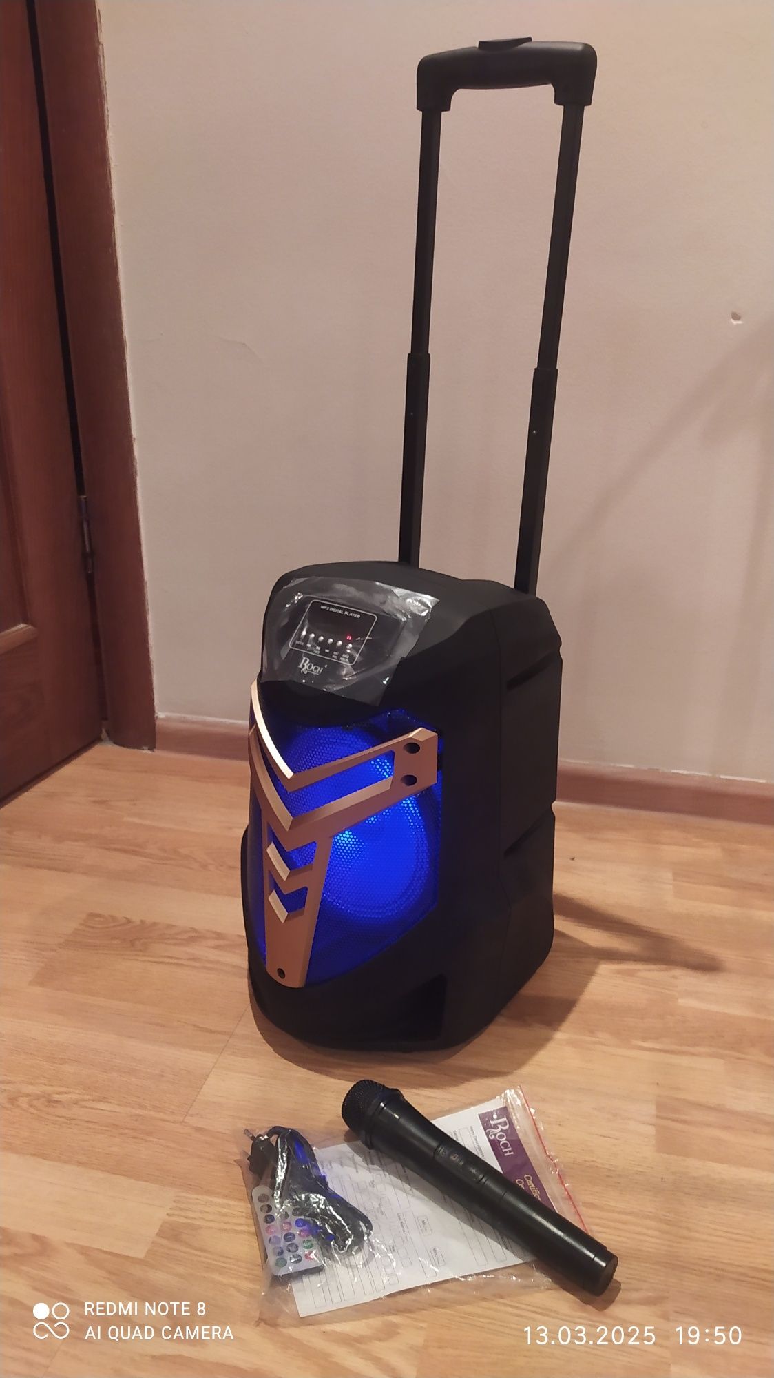 Музыкальный калонка Boch Bluetooth,aux,karaoke