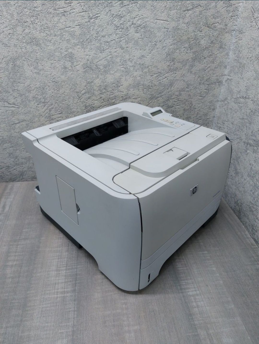 HP LaserJet P2055dn
Принтер скоростной