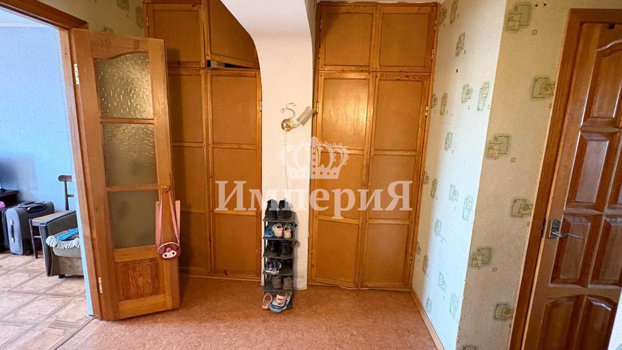 Продается двухкомнатная, улучшенная в микр. Мушелтой, Анна Империя
