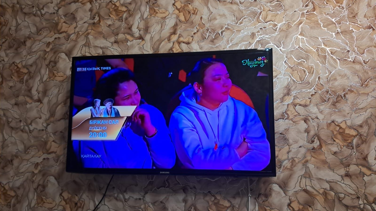 Продам samsung 104d