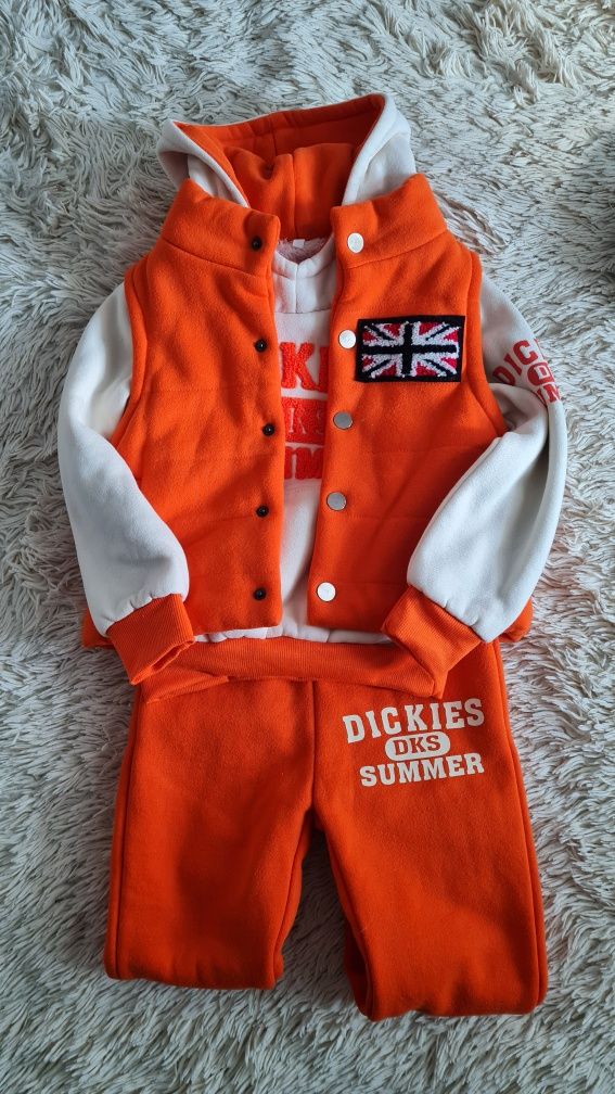 Продам детский тёплый костюм