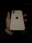 Iphone 12 white color