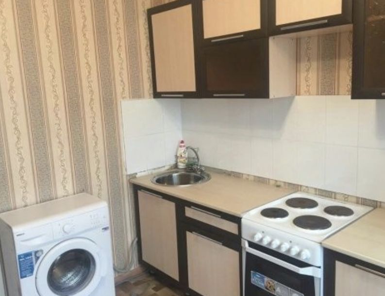 Сдам кв 1,5-ку за 90000 по Улице Утепова 32